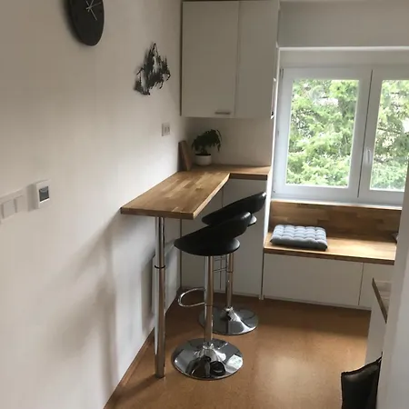 Utulny Apartman Na Divadelni Διαμέρισμα *